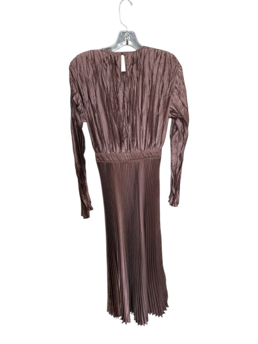 L'idee Size 4 Brown Polyester Long Sleeve Acordian Pleated Shoulder Pads Gown Brown / 4