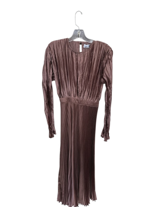 L'idee Size 4 Brown Polyester Long Sleeve Acordian Pleated Shoulder Pads Gown Brown / 4