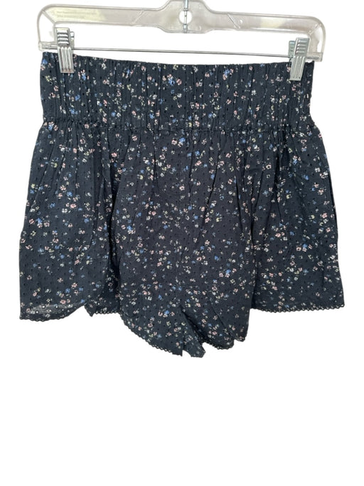 Maia Bergman Size M Black & Blue Cotton Elastic Waist Flowers eyelet Shorts Black & Blue / M