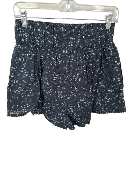 Maia Bergman Size M Black & Blue Cotton Elastic Waist Flowers eyelet Shorts Black & Blue / M