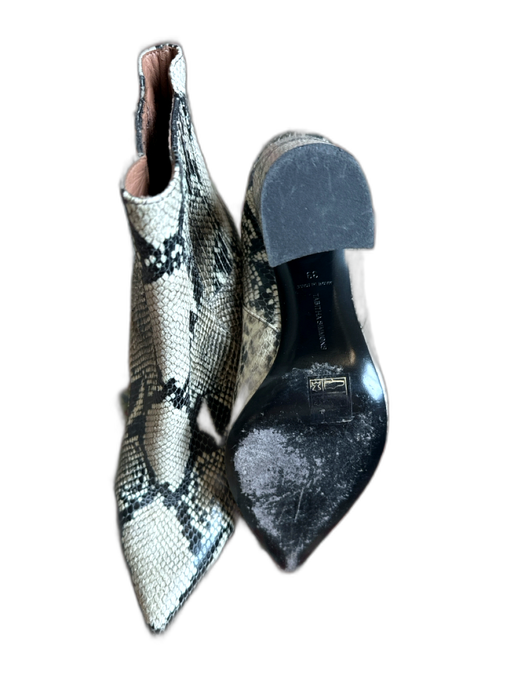 Tabitha Simmons Shoe Size 39 Gray & Black Leather Snake Embossed Booties Gray & Black / 39