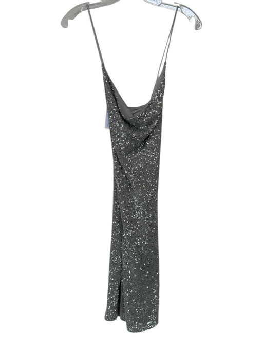One 33 Social Size 4 Silver Sequin Spaghetti Strap Gown Silver / 4