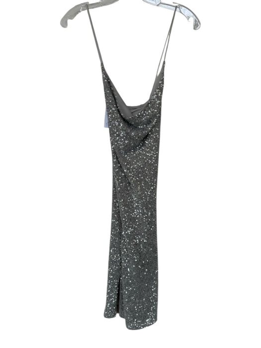 One 33 Social Size 4 Silver Sequin Spaghetti Strap Gown Silver / 4