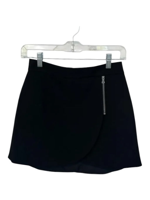 Alice & Olivia Size 2 Black Acetate Front Zip Mini Skirt Black / 2