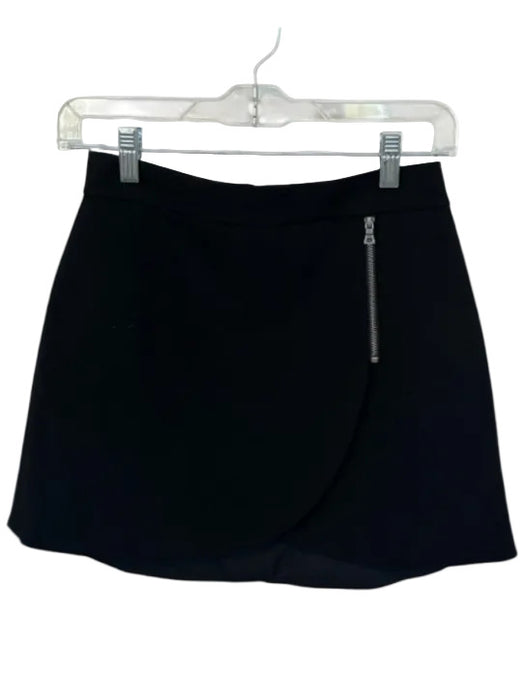 Alice & Olivia Size 2 Black Acetate Front Zip Mini Skirt Black / 2