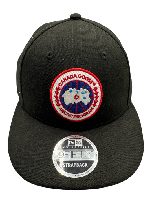 Canada Goose NWT Black, Red & White Men's Hat Black, Red & White