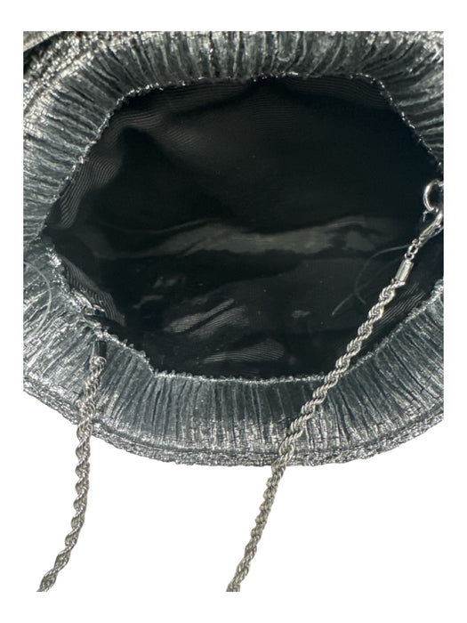 Loeffler Randall Silver Cloth Bow detail Snap Top Micropleat Crinkle Clutch Bag Silver / S