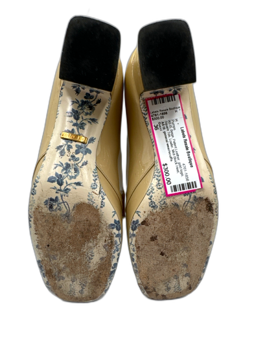 Gucci Shoe Size 36 Beige Patent Leather gold logo Square Toe Loafer Pumps Beige / 36