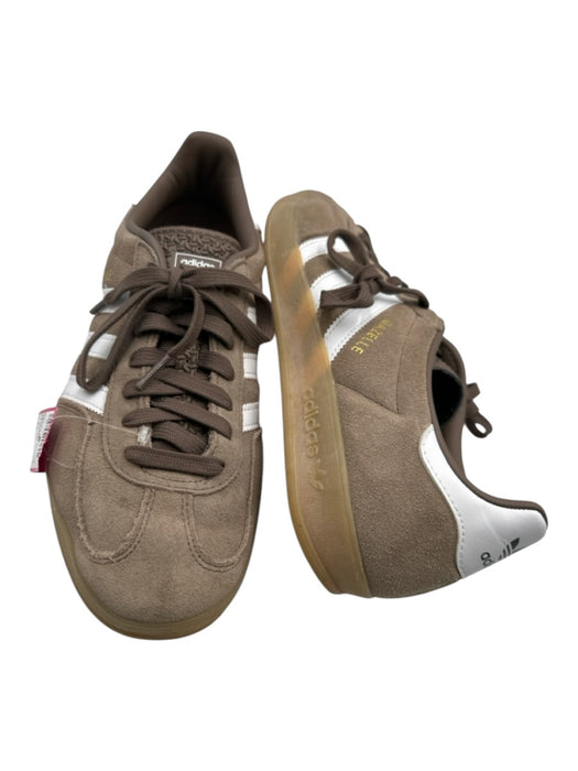 Adidas Shoe Size 10.5 Light Brown & White Suede Low Top Sneakers Light Brown & White / 10.5