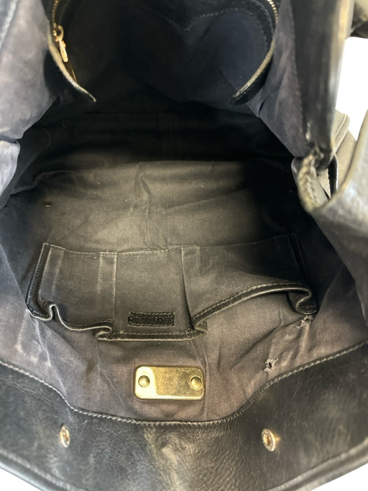 Burberry Black Pebble Leather Gold hardware Snaps Shoulder Bag Black / L