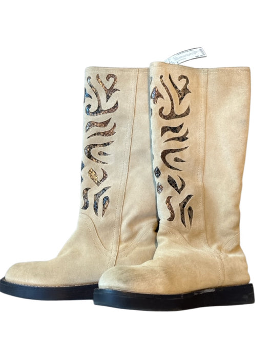 Carlos Santana Shoe Size 8 Taupe Suede Fleece Lined Abstract Reptile Print Boots Taupe / 8