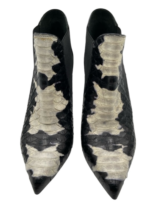 Saint Laurent Shoe Size 38 Black & Cream Snake Skin Embossed Pointed Toe Booties Black & Cream / 38