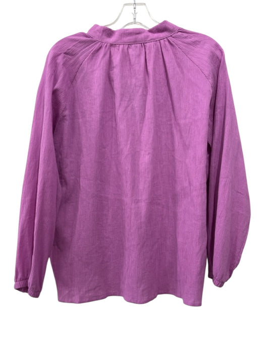 Natalie Busby Size M Lavender Purple Cotton Long Sleeve Split V neckline Top Lavender Purple / M