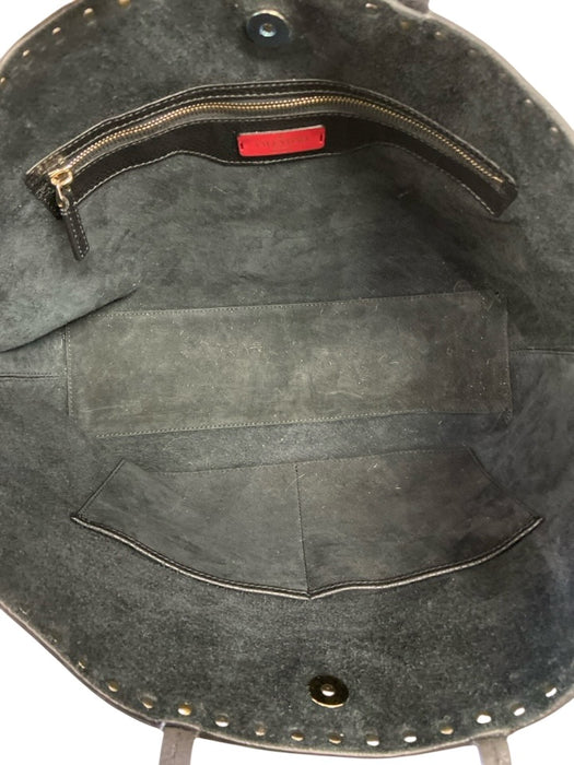 Valentino Garavani Black & Gold Pebble Leather Top Handle Rockstud Shoulder Bag Black & Gold / M/L