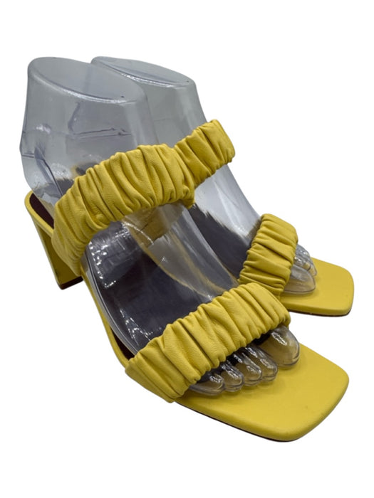 Staud Shoe Size 36.5 Yellow Leather Scrunch Detail Mule 2 Strand Sandals Yellow / 36.5
