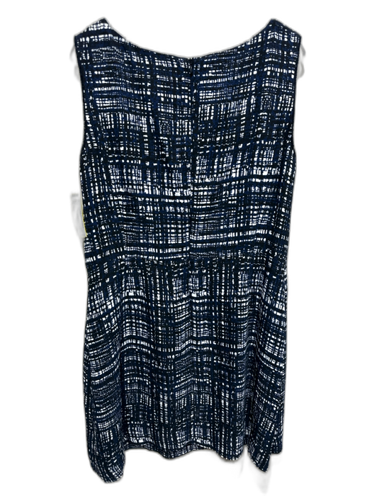 Escada Size 46/L Navy, Black & White Viscose Blend Plaid Back Zip Shift Dress Navy, Black & White / 46/L