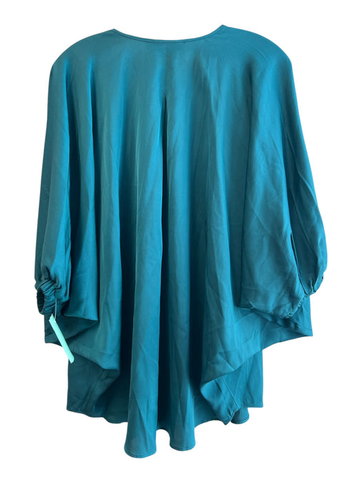 Nouvelle Size S Green Silk V Neck batwing Solid Color Top Green / S