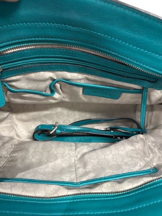 Michael Kors Green Leather Zip Close Hand & Crossbody Bag Green