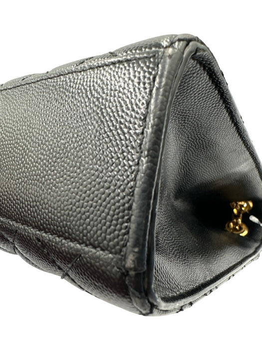 Saint Laurent Black Leather Gold Tone Hardware Quilted Magnetic Snap Flap Bag Black / Large