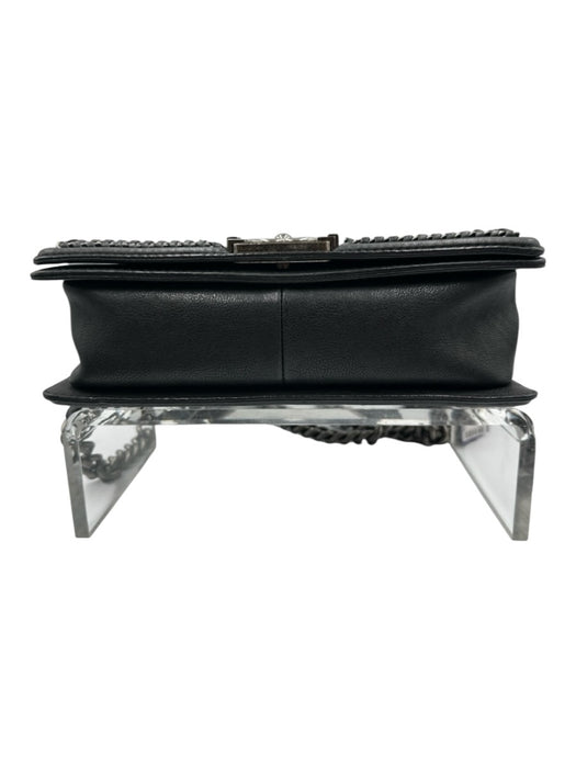 Chanel Black Leather Quilted Silver Tone Hardware Chain Detail Flap Over Bag Black / Small