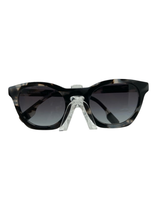 Burberry Black & Gray Acetate Tortoiseshell Case & Box Included Sunglasses Black & Gray