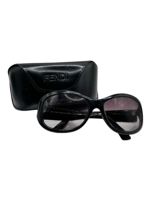 Fendi Black Oval Logo silver hardware Sunglasses Black