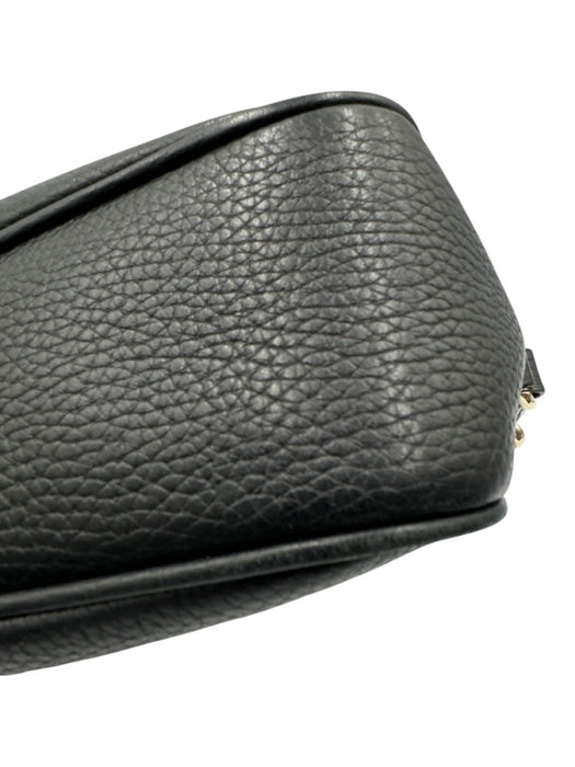 Gucci Black Leather Zip Top Logo Embossed Tassel Detail Crossbody Bag Black