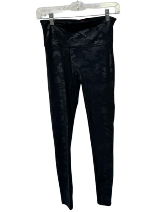 Spanx Size M Black Coated Camo Athletic Leggings Black / M