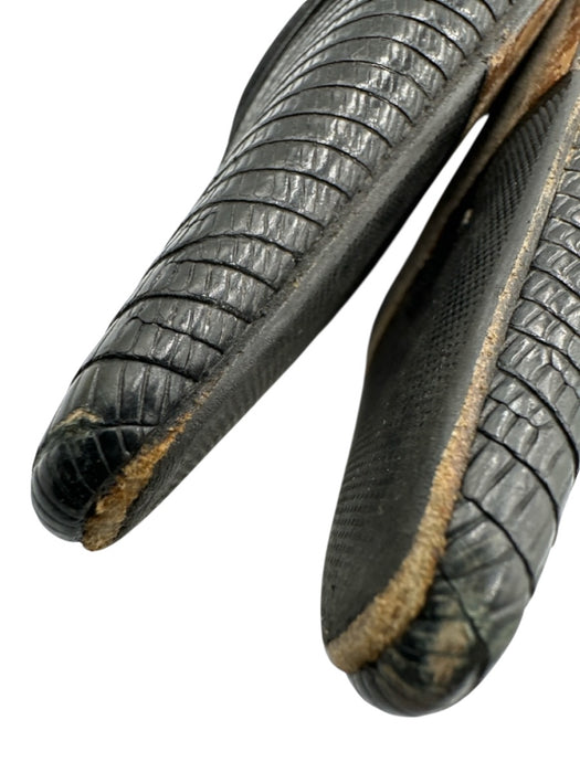 Chanel Shoe Size 39 Black Leather Suede Low Heel Reptile Pointed Toe Pumps Black / 39