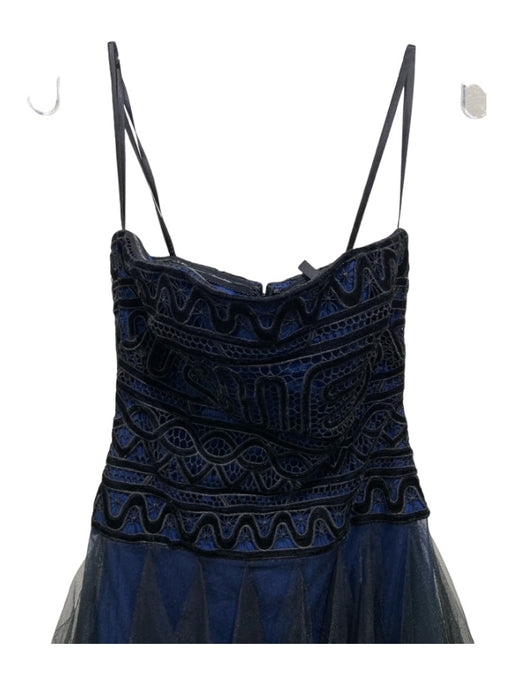 BCBG Maxazria Size 0 Blue & Black Polyester Sleeveless Maxi Gown Blue & Black / 0