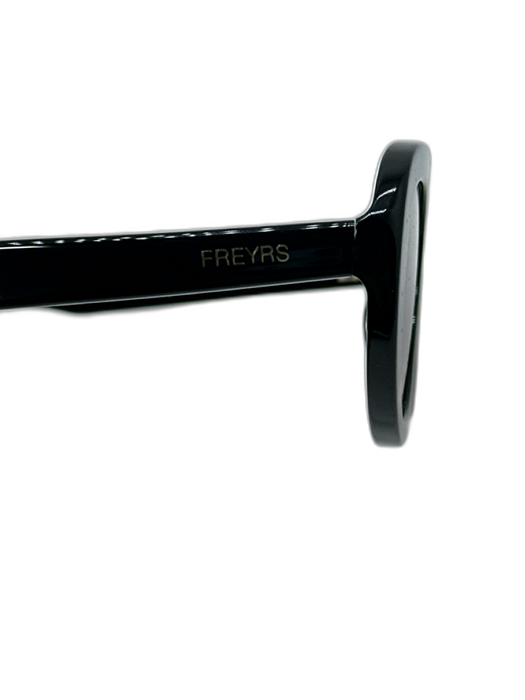 Freyrs Black Acetate Gradient Lens Flat Aviator Sunglasses Black