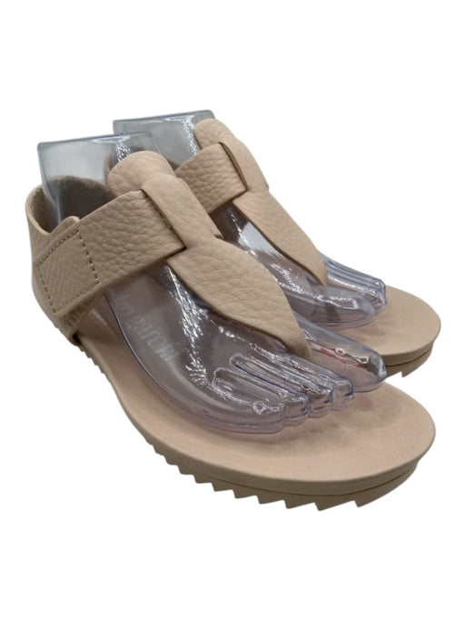 Pedro Garcia Shoe Size 37.5 Light Pink Leather Textured Thong Sandals Light Pink / 37.5