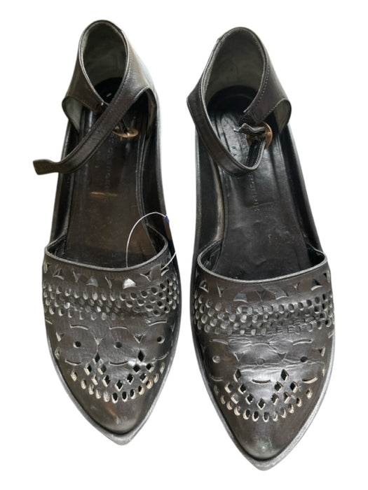 Robert Clergerie Shoe Size Est 7 Black Leather Rubber Sole Cut Outs Sandals Black / Est 7