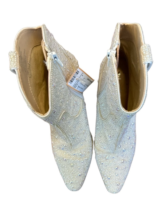 Betsy Johnson Shoe Size 7 Pearl Faux Pearl Side Zip Block Heel Cowboy Booties Pearl / 7