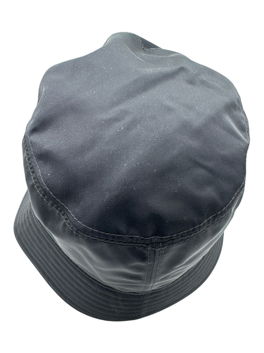 Prada Black Recycled Nylon Triangle Logo Bucket Hat Black / Medium