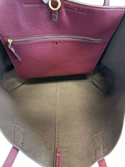 Tory Burch Bordeaux Red Leather Top Handle Logo Detail Clip clasp Tote Bag Bordeaux Red