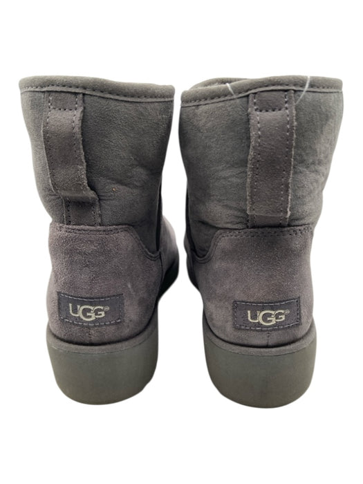 Ugg Shoe Size 10 Gray Suede Ankle High Almond Toe Boots Gray / 10