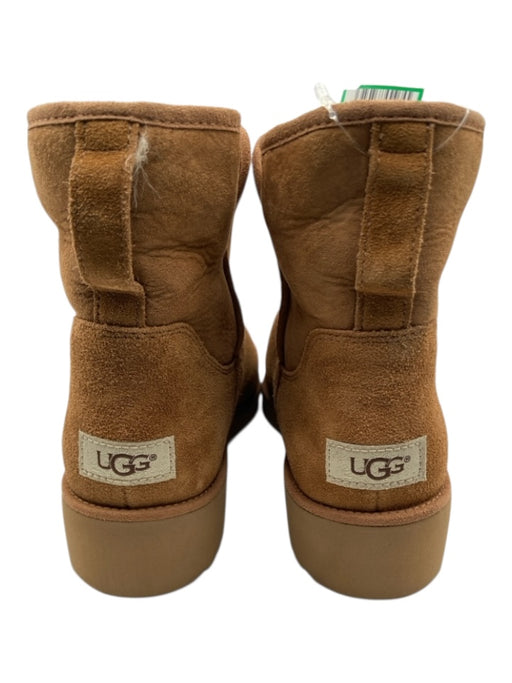 Ugg Shoe Size 10 Brown Suede Ankle High Almond Toe Boots Brown / 10