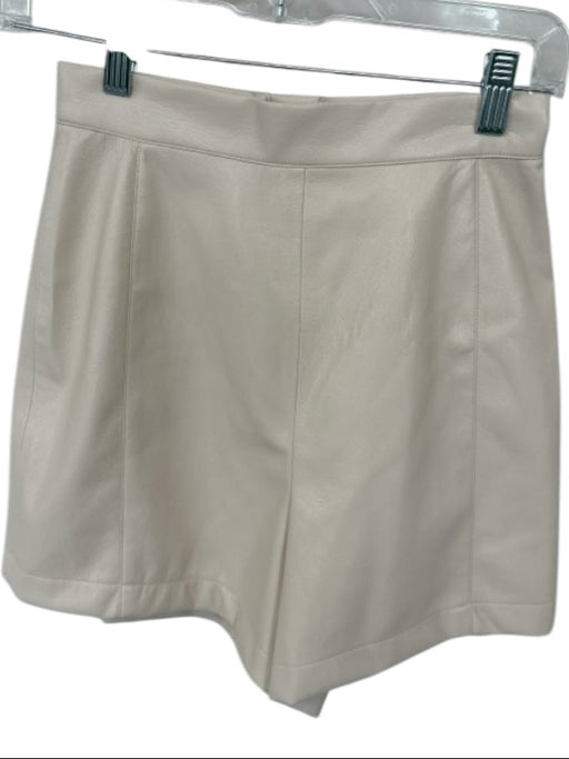 Emily McCarthy Size XXS Cream Vegan Leather Back Zip High Waist Shorts Cream / XXS