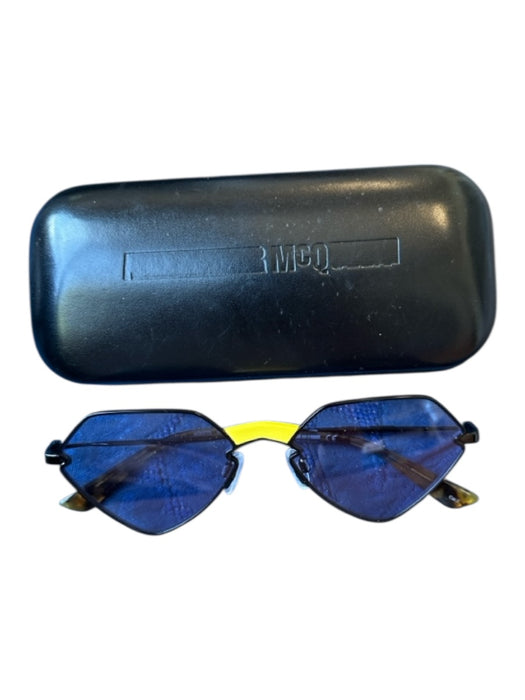 Alexander McQueen Black & Blue Metal Diamond Shape Sunglasses Black & Blue