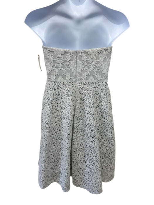 Badgley Mischka Size 8 Silver Gray Polyester Spaghetti Strap Mesh Overlay Gown Silver Gray / 8