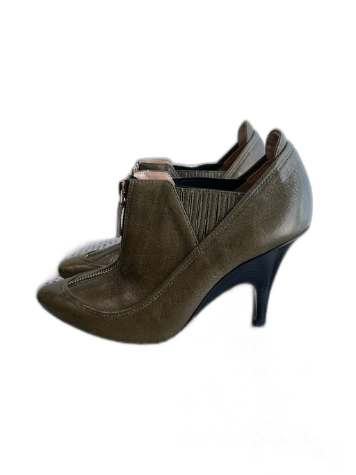 10 Crosby Derek Lam Shoe Size 7 Olive Green Leather Pointed Toe Zipper Shoes Olive Green / 7