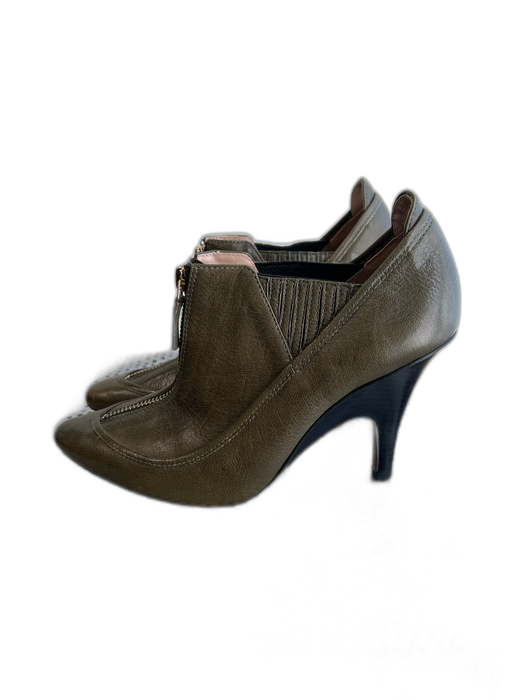 10 Crosby Derek Lam Shoe Size 7 Olive Green Leather Pointed Toe Zipper Shoes Olive Green / 7