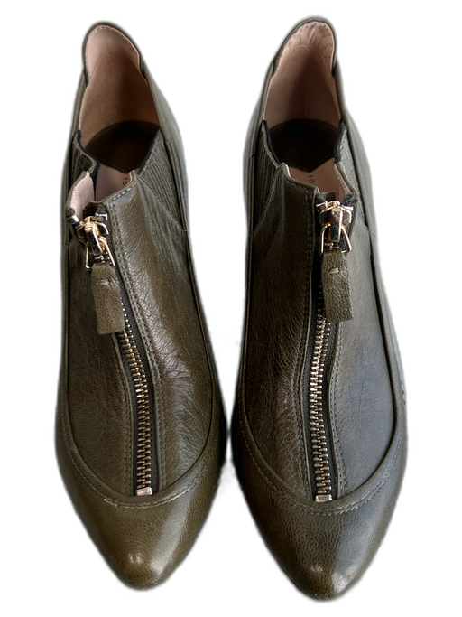 10 Crosby Derek Lam Shoe Size 7 Olive Green Leather Pointed Toe Zipper Shoes Olive Green / 7