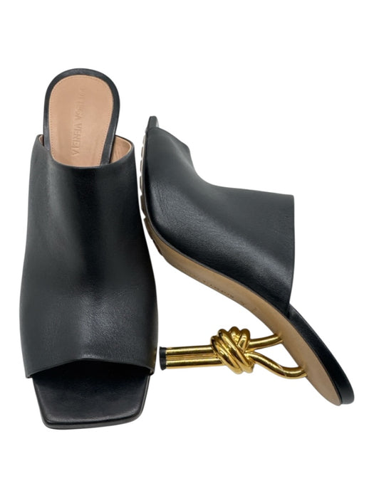 Bottega Veneta Shoe Size 40 Black & Gold Leather Peep Toe Square Toe Mule Pumps Black & Gold / 40