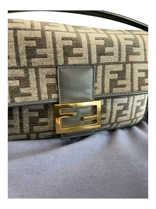 Fendi Gray & Gold Tapestry & Leather Shoulder & Crossbody Logo Snap Closure Bag Gray & Gold / Medium