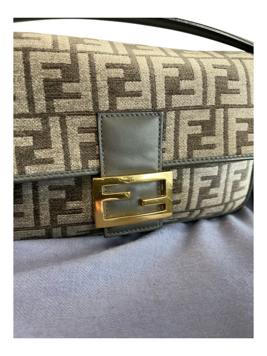 Fendi Gray & Gold Tapestry & Leather Shoulder & Crossbody Logo Snap Closure Bag Gray & Gold / Medium