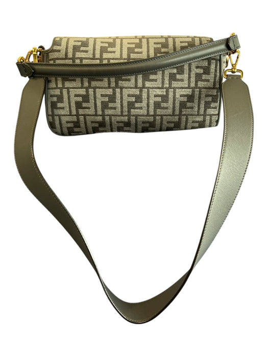 Fendi Gray & Gold Tapestry & Leather Shoulder & Crossbody Logo Snap Closure Bag Gray & Gold / Medium