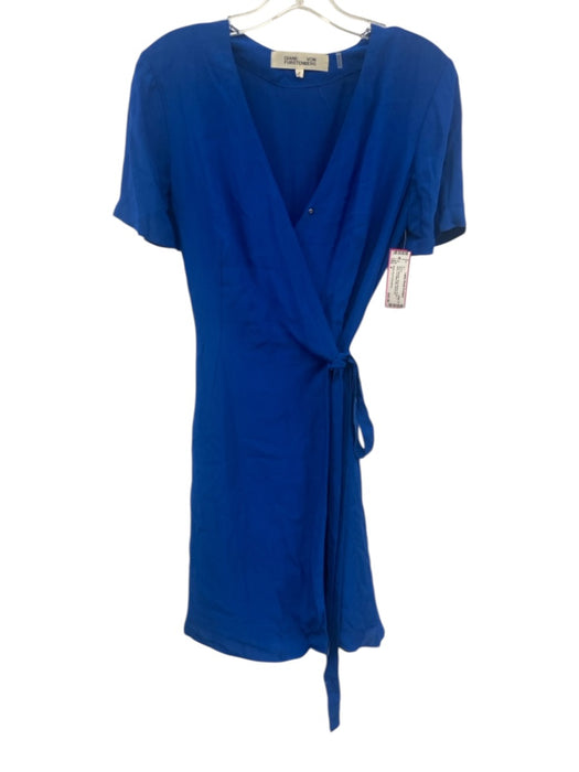 Diane Von Furstenberg Size 4 Blue Viscose Short Sleeve Wrap V Neck Dress Blue / 4