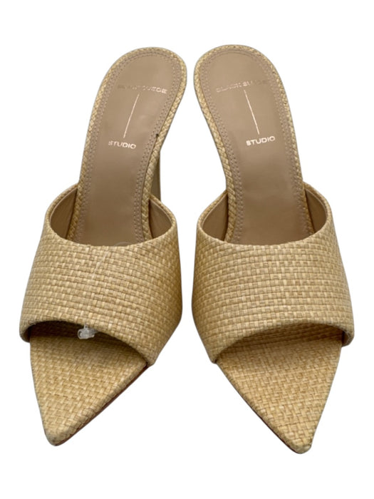 Black Suede Studio Shoe Size 36.5 Beige Raffia Pointed Toe Sandals Beige / 36.5